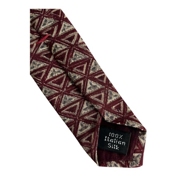 Peter Thomas by Superba 100% Italian Silk Necktie – Burgundy Triangle Geometric - Picture 2 of 6
